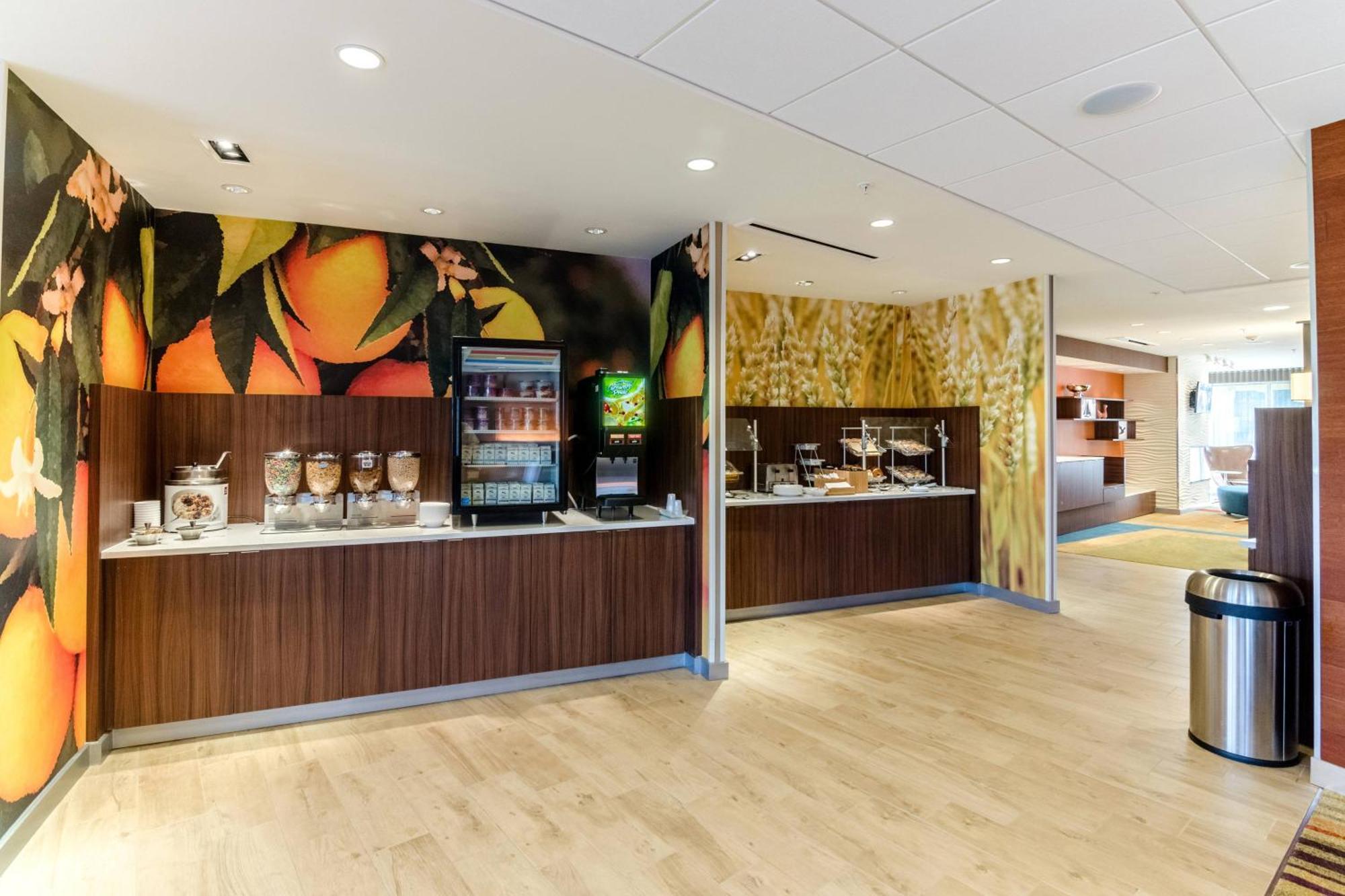 Fairfield Inn & Suites By Marriott Panama City Beach Upper Grand Lagoon Eksteriør billede