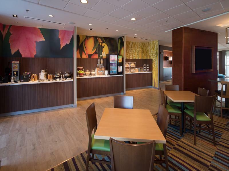 Fairfield Inn & Suites By Marriott Panama City Beach Upper Grand Lagoon Eksteriør billede