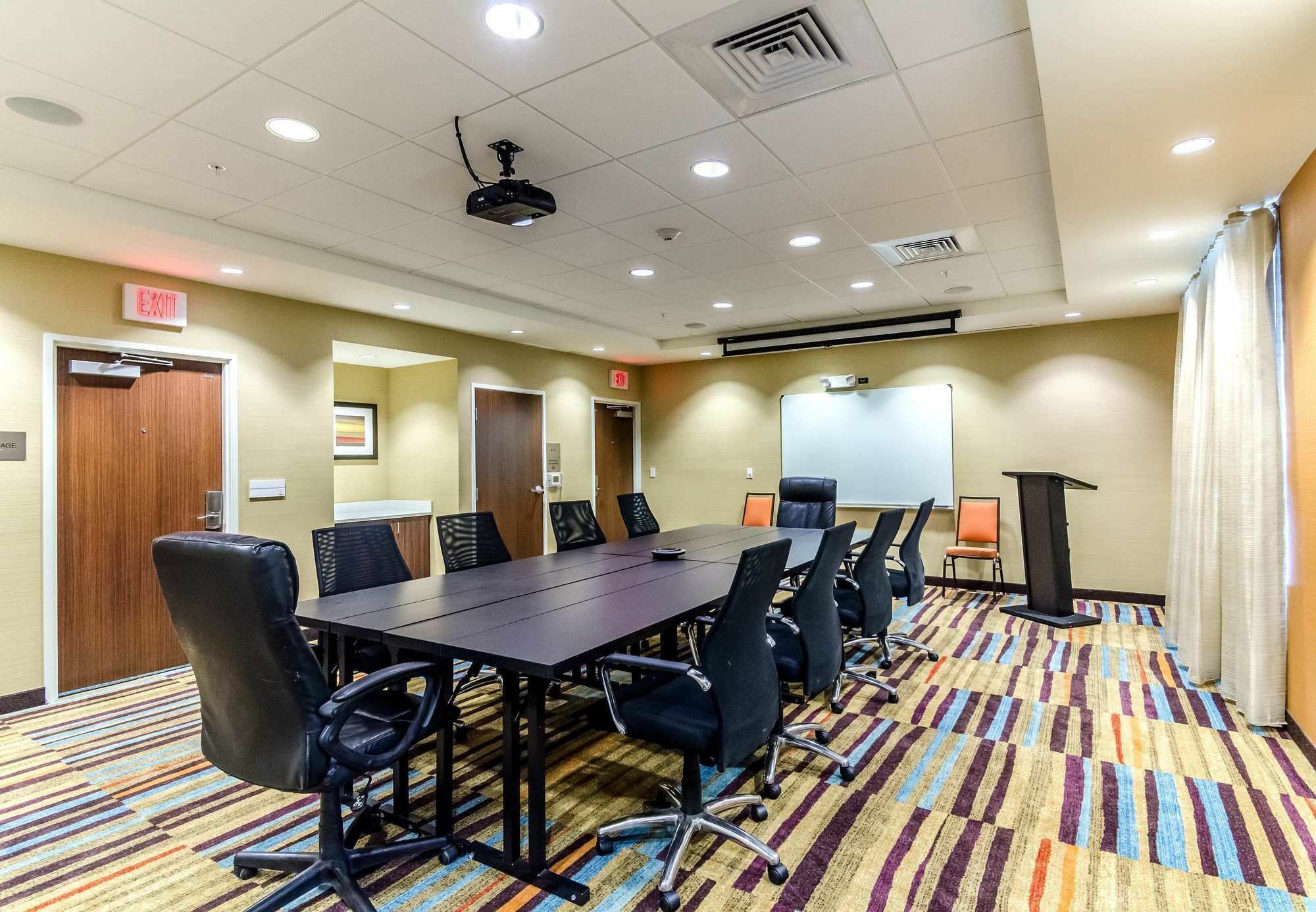 Fairfield Inn & Suites By Marriott Panama City Beach Upper Grand Lagoon Eksteriør billede